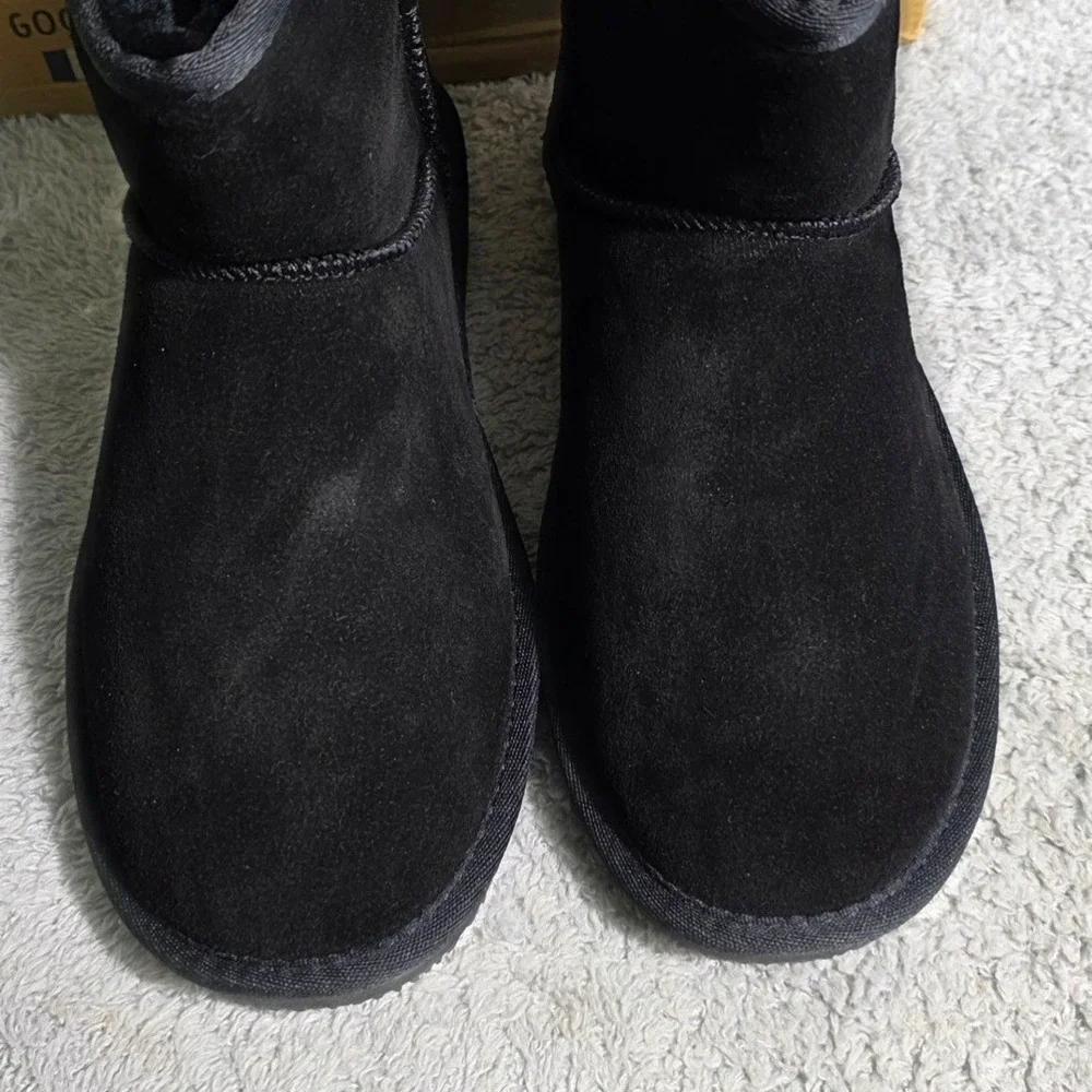 GOOCE Black Suede Sheepskin Short Classic Winter Boots Women's EU‎ 40 US 9 NEW